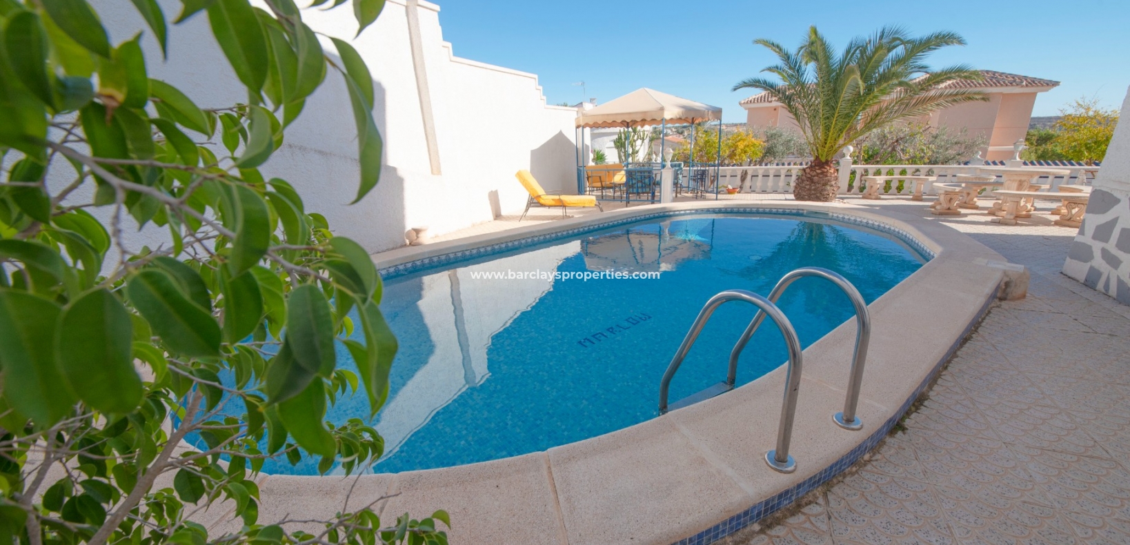 Wederverkoop - Vrijstaande Villa - Urb. La Marina