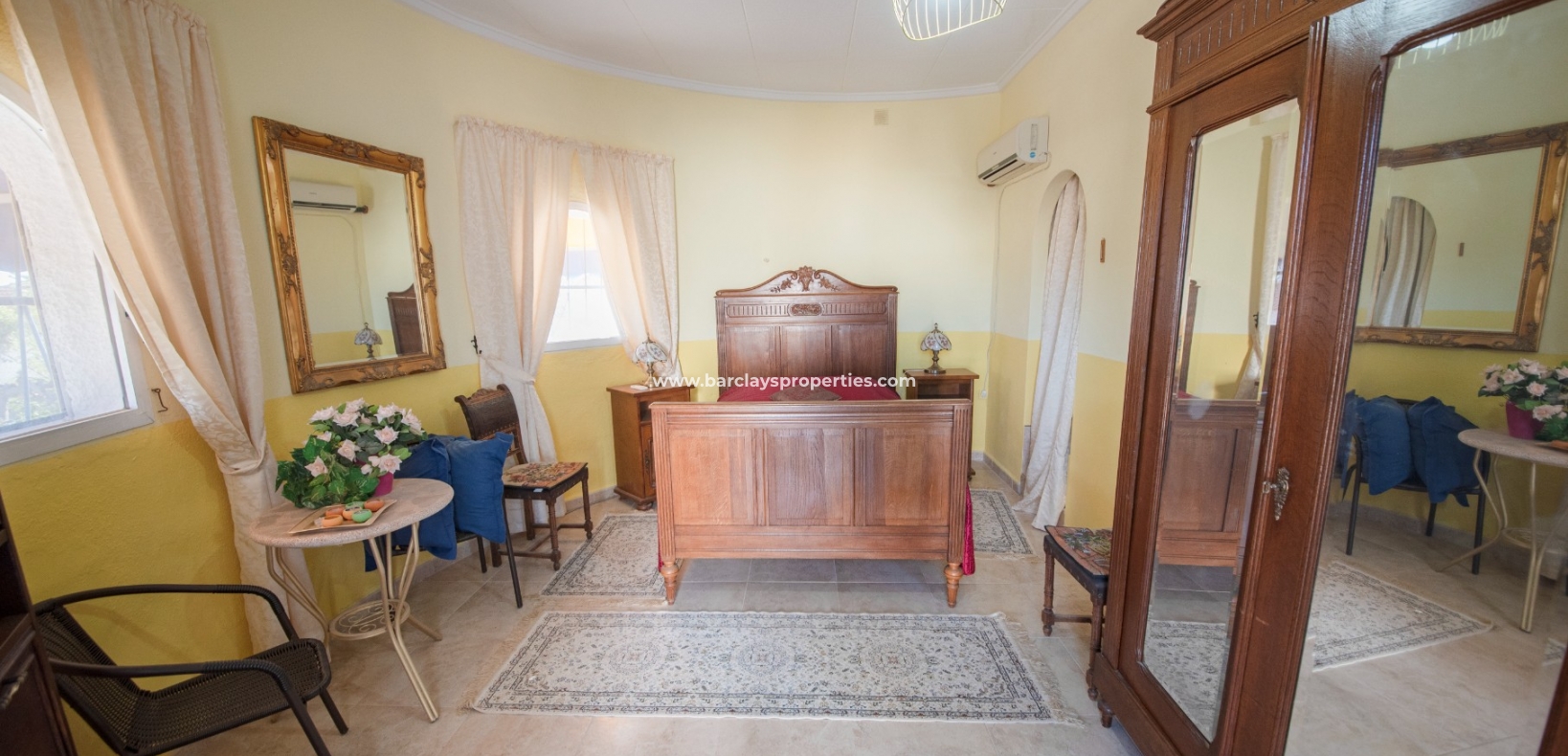 Wederverkoop - Vrijstaande Villa - Urb. La Marina