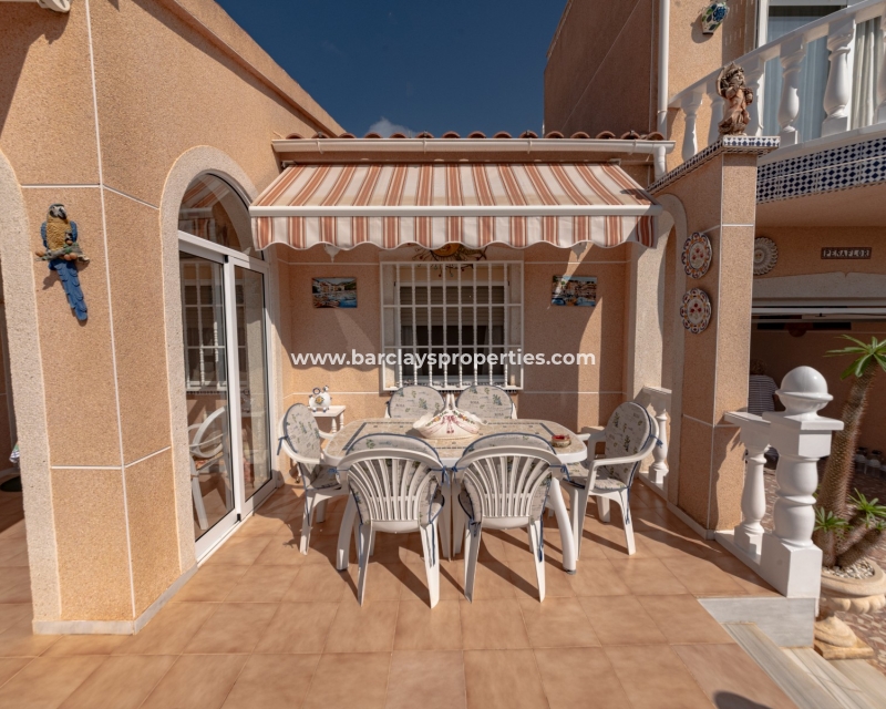 Wederverkoop - Vrijstaande Villa - Urb. La Marina