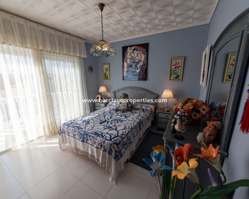 Wederverkoop - Vrijstaande Villa - Urb. La Marina