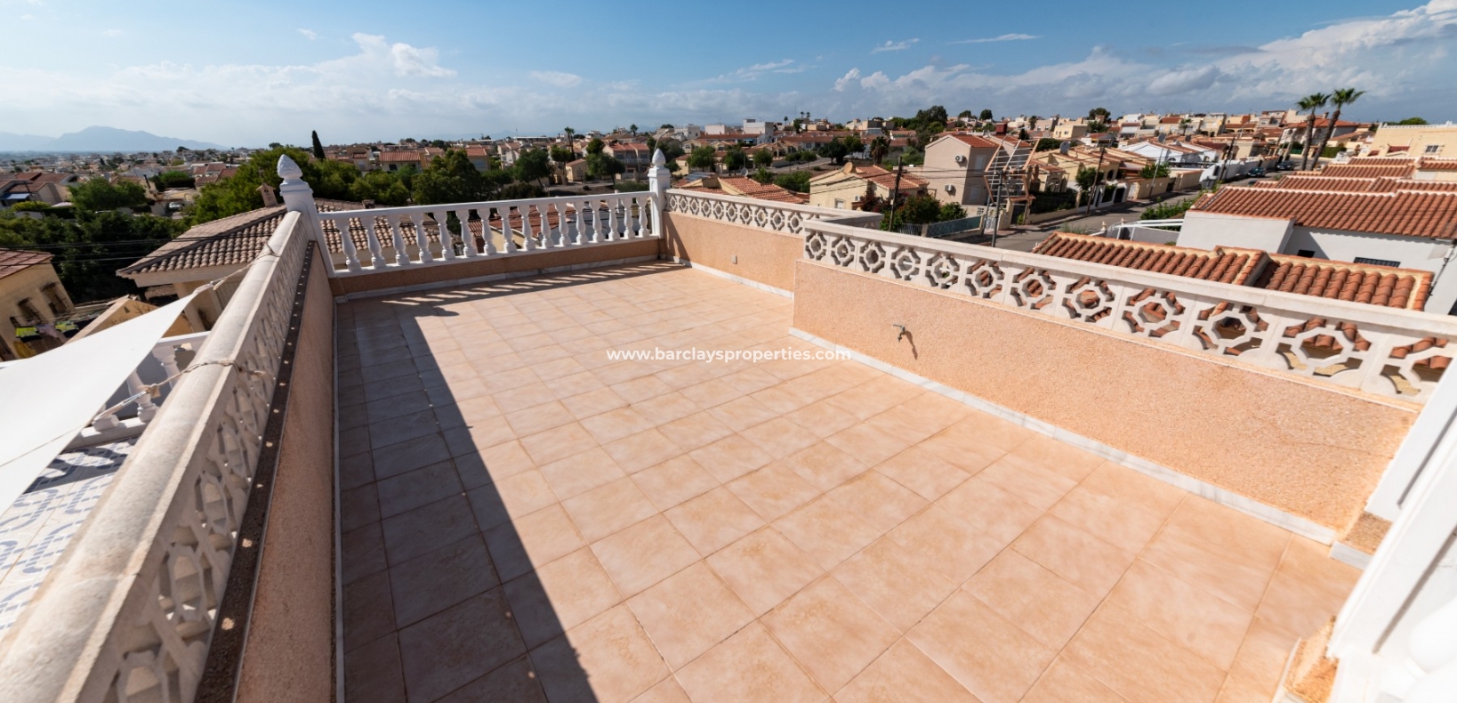 Wederverkoop - Vrijstaande Villa - Urb. La Marina