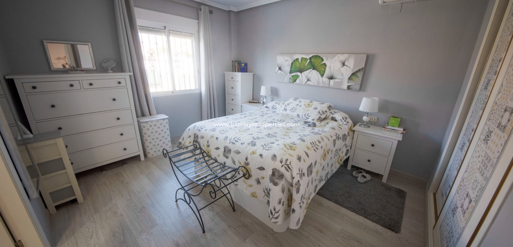 Wederverkoop - Vrijstaande Villa - Urb. La Marina