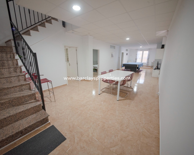 Wederverkoop - Vrijstaande Villa - Urb. La Marina