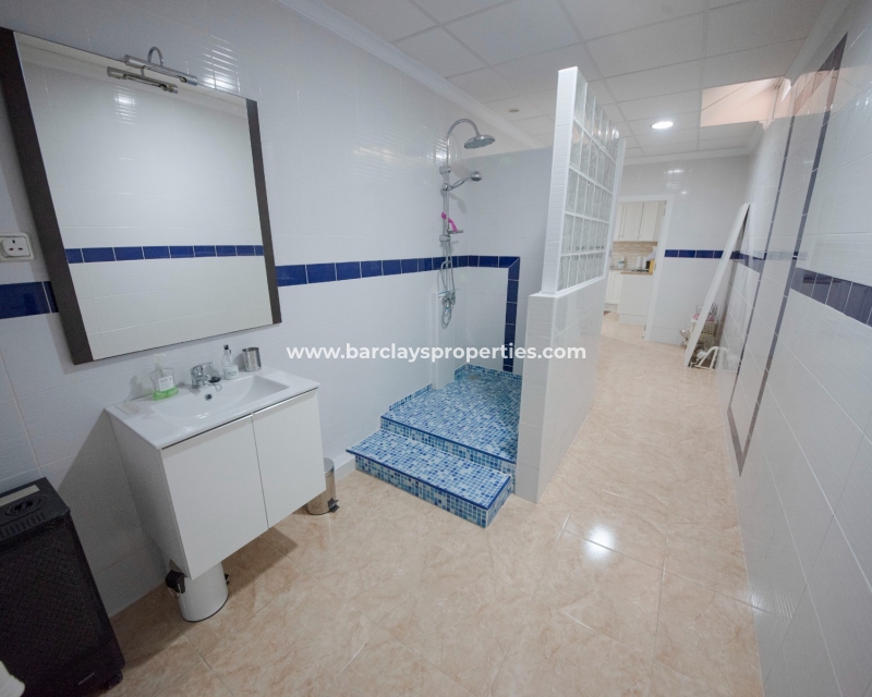 Wederverkoop - Vrijstaande Villa - Urb. La Marina