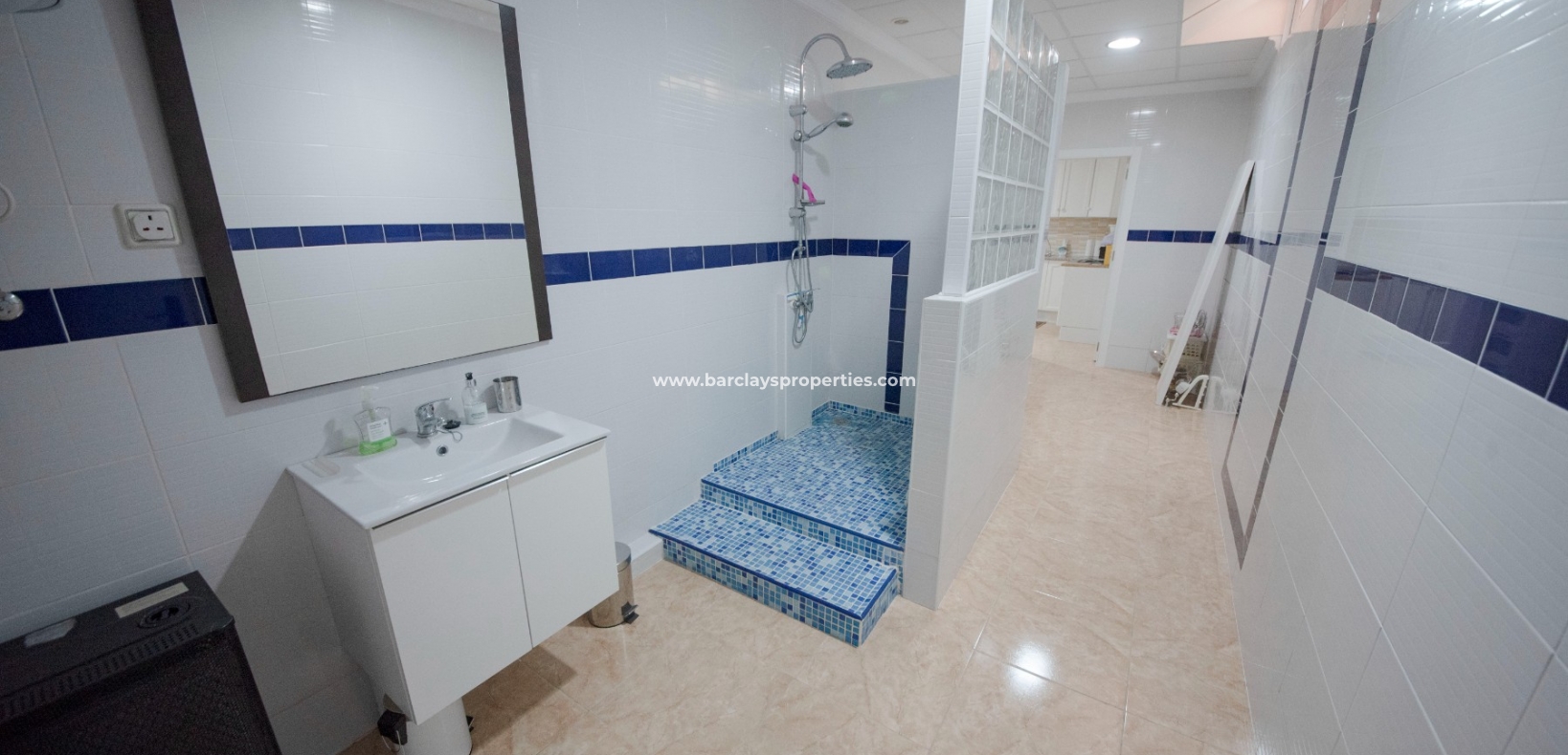 Wederverkoop - Vrijstaande Villa - Urb. La Marina