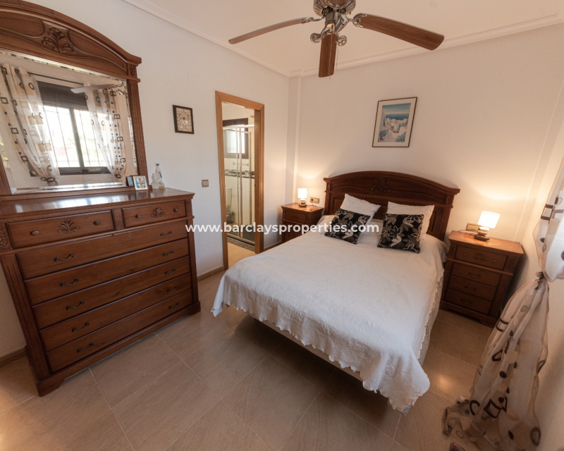 Wederverkoop - Vrijstaande Villa - Urb. La Marina