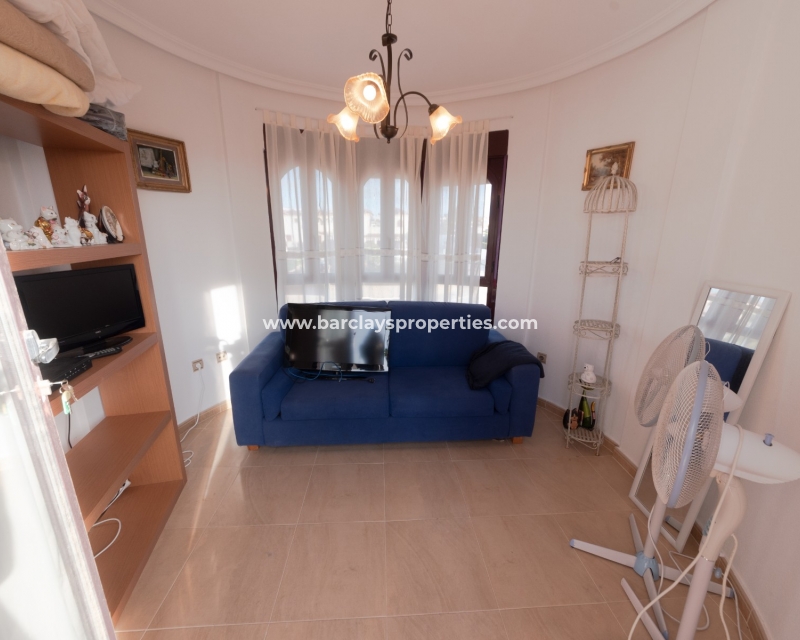 Wederverkoop - Vrijstaande Villa - Urb. La Marina