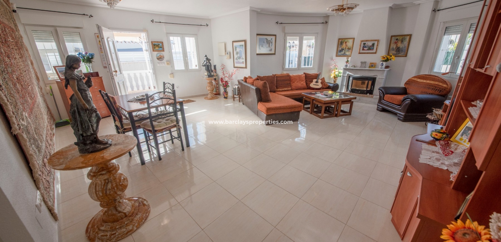 Wederverkoop - Vrijstaande Villa - Urb. La Marina