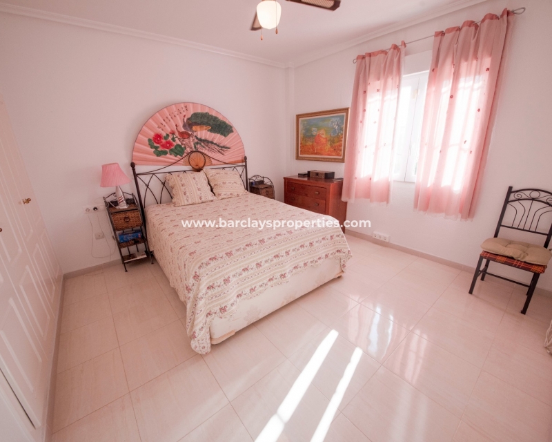 Wederverkoop - Vrijstaande Villa - Urb. La Marina