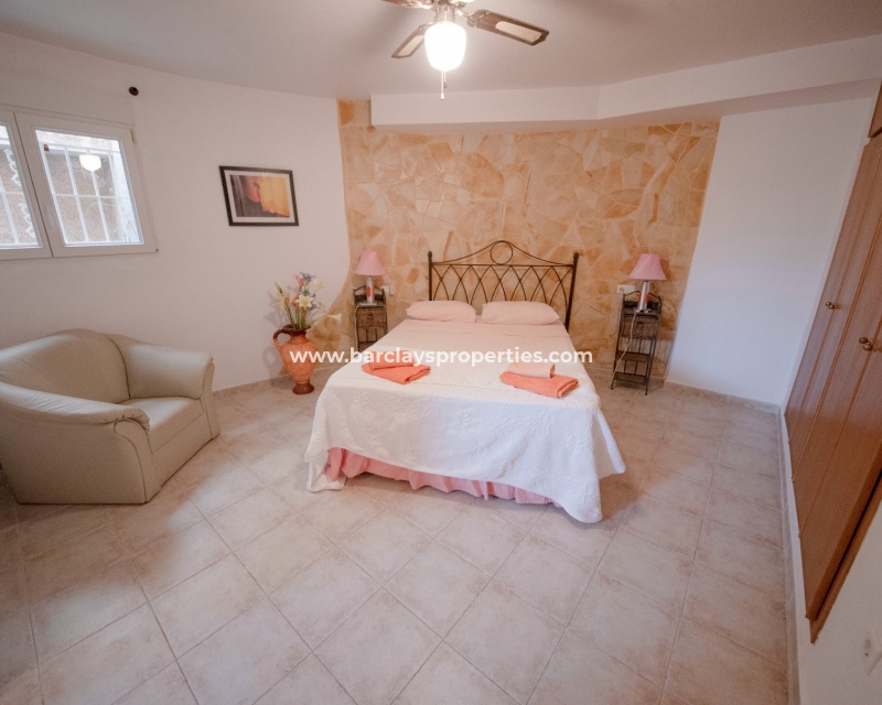 Wederverkoop - Vrijstaande Villa - Urb. La Marina