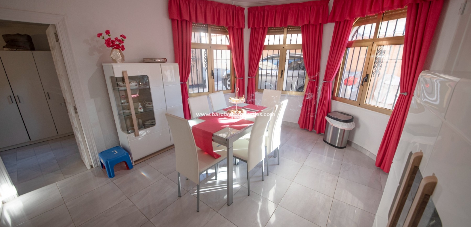 Wederverkoop - Vrijstaande Villa - Urb. La Marina