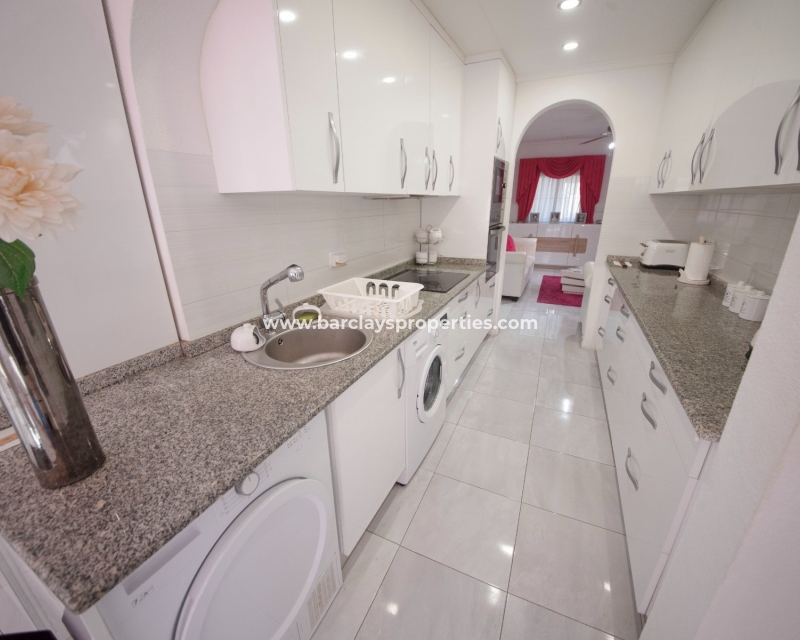 Wederverkoop - Vrijstaande Villa - Urb. La Marina