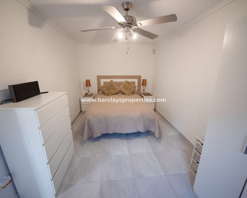 Wederverkoop - Vrijstaande Villa - Urb. La Marina