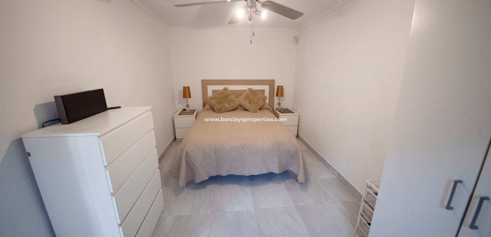 Wederverkoop - Vrijstaande Villa - Urb. La Marina