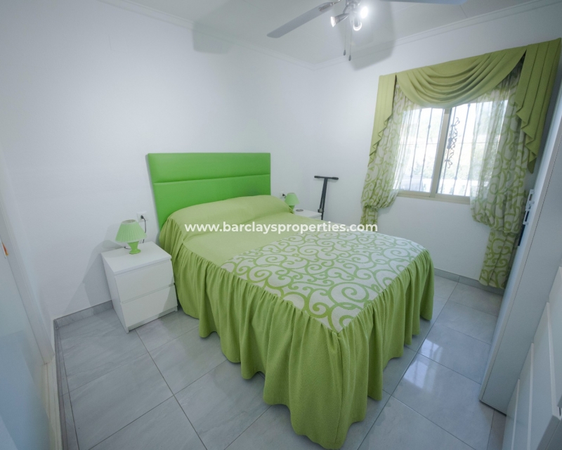 Wederverkoop - Vrijstaande Villa - Urb. La Marina