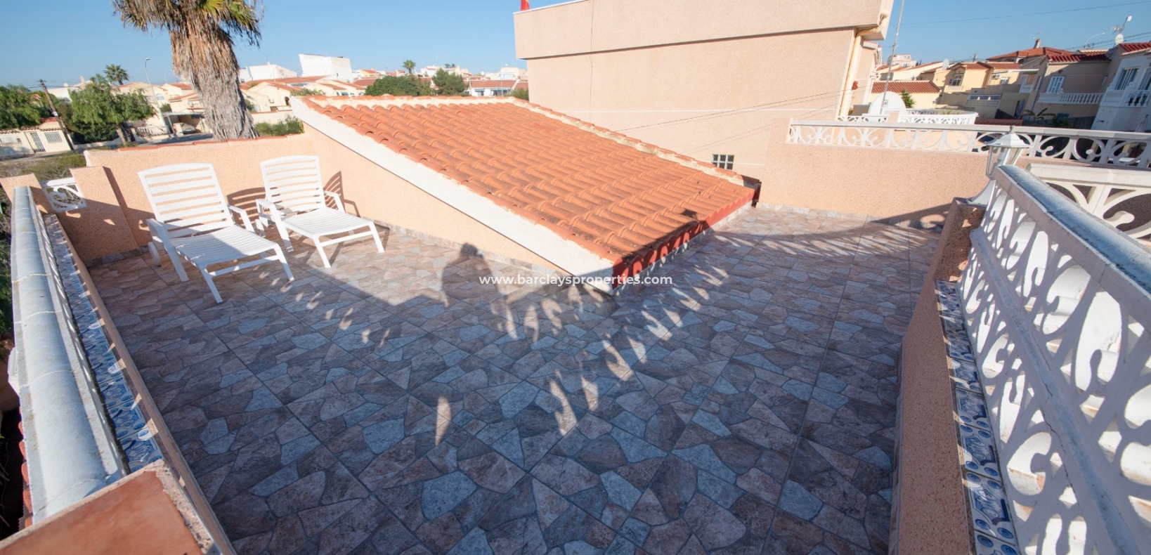 Wederverkoop - Vrijstaande Villa - Urb. La Marina