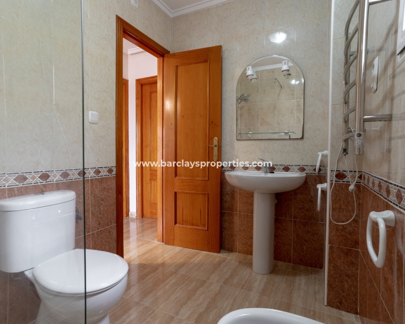 Wederverkoop - Vrijstaande Villa - Urb. La Marina