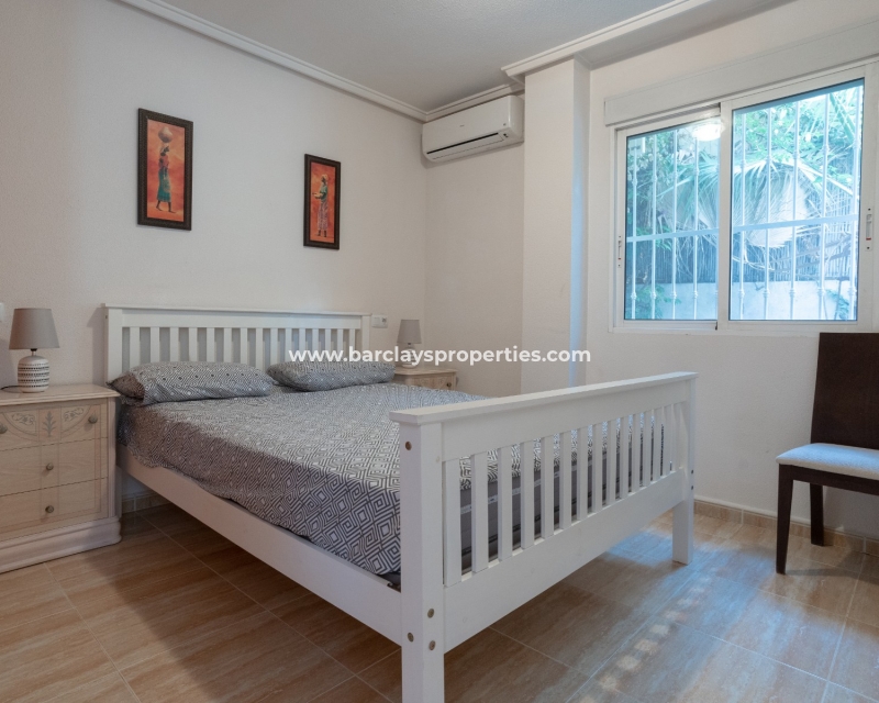 Wederverkoop - Vrijstaande Villa - Urb. La Marina