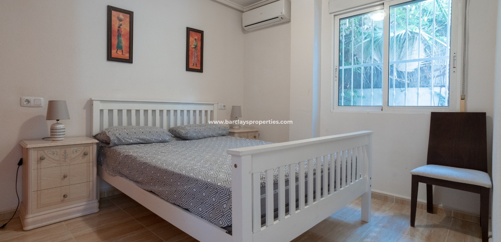 Wederverkoop - Vrijstaande Villa - Urb. La Marina