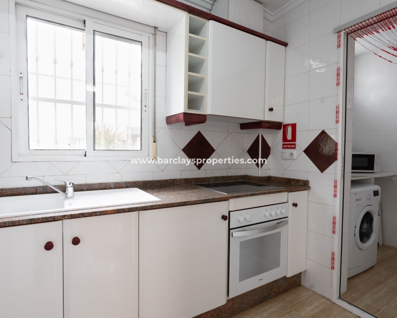 Wederverkoop - Vrijstaande Villa - Urb. La Marina