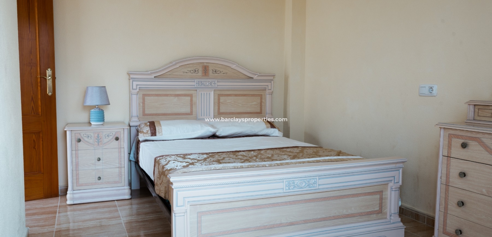 Wederverkoop - Vrijstaande Villa - Urb. La Marina