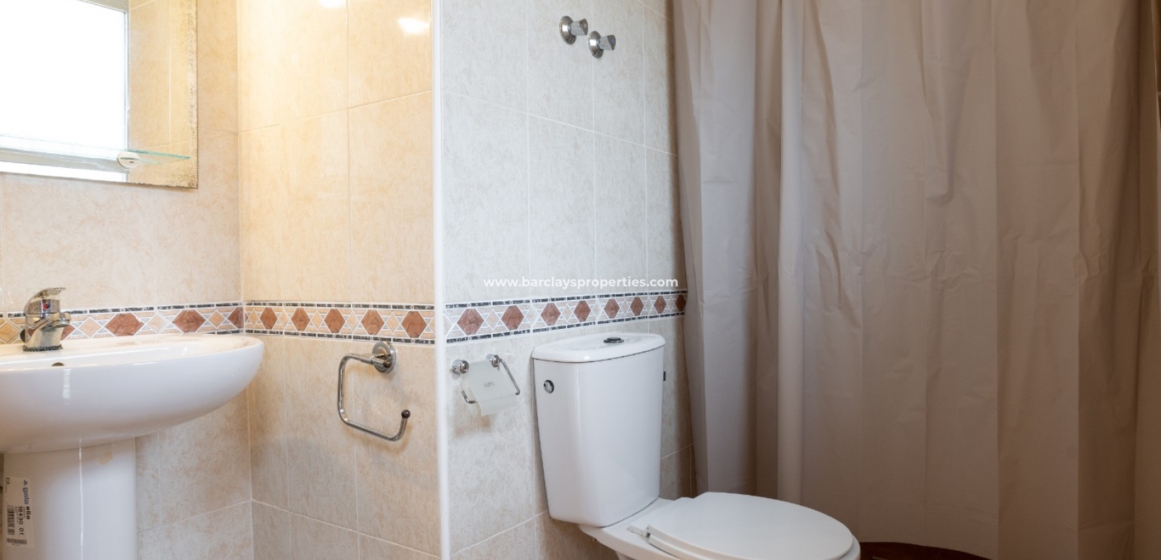 Wederverkoop - Vrijstaande Villa - Urb. La Marina