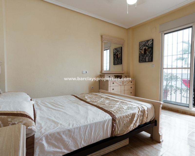 Wederverkoop - Vrijstaande Villa - Urb. La Marina