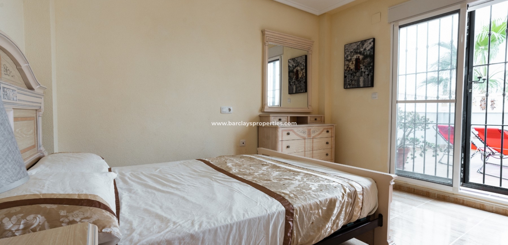 Wederverkoop - Vrijstaande Villa - Urb. La Marina