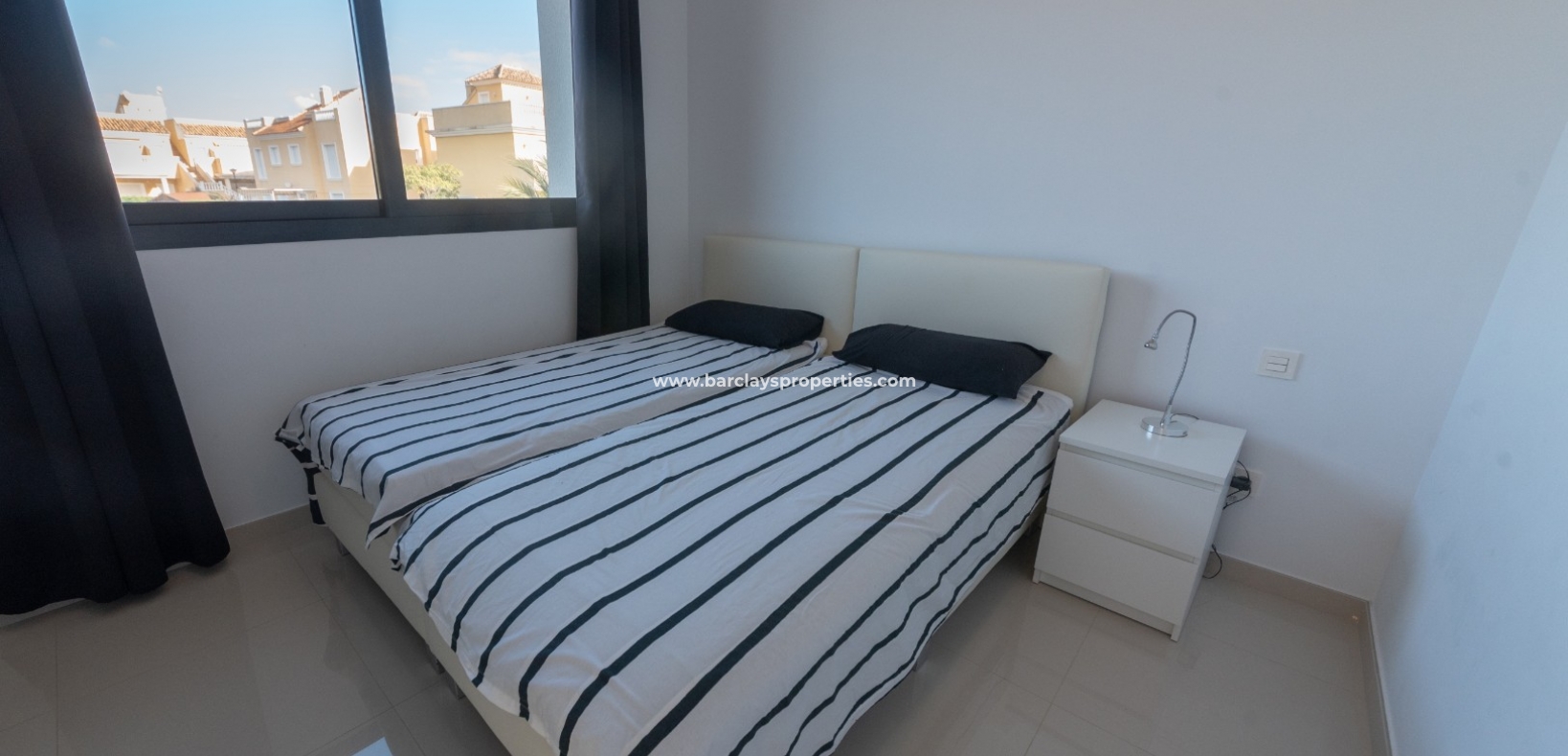 Wederverkoop - Vrijstaande Villa - Urb. La Marina