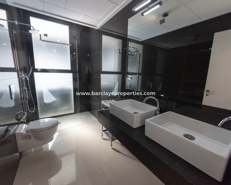 Wederverkoop - Vrijstaande Villa - Urb. La Marina