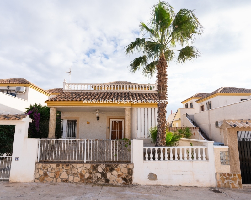 Wederverkoop - Vrijstaande Villa - Urb. La Marina