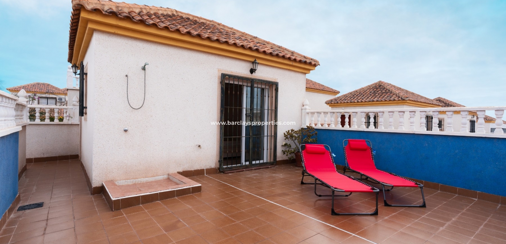 Wederverkoop - Vrijstaande Villa - Urb. La Marina