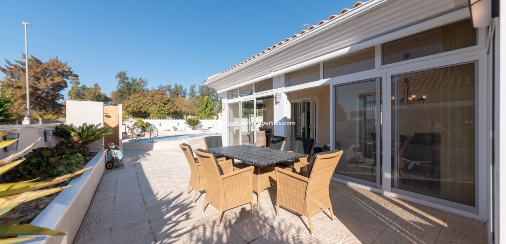 Wederverkoop - Vrijstaande Villa - Urb. La Marina