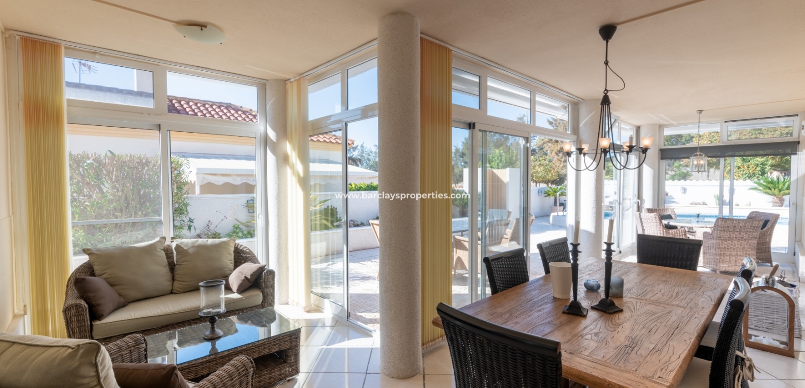 Wederverkoop - Vrijstaande Villa - Urb. La Marina