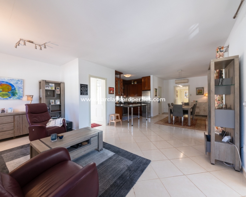 Wederverkoop - Vrijstaande Villa - Urb. La Marina