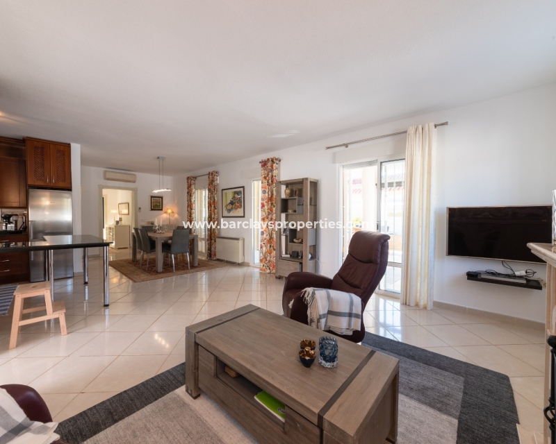 Wederverkoop - Vrijstaande Villa - Urb. La Marina