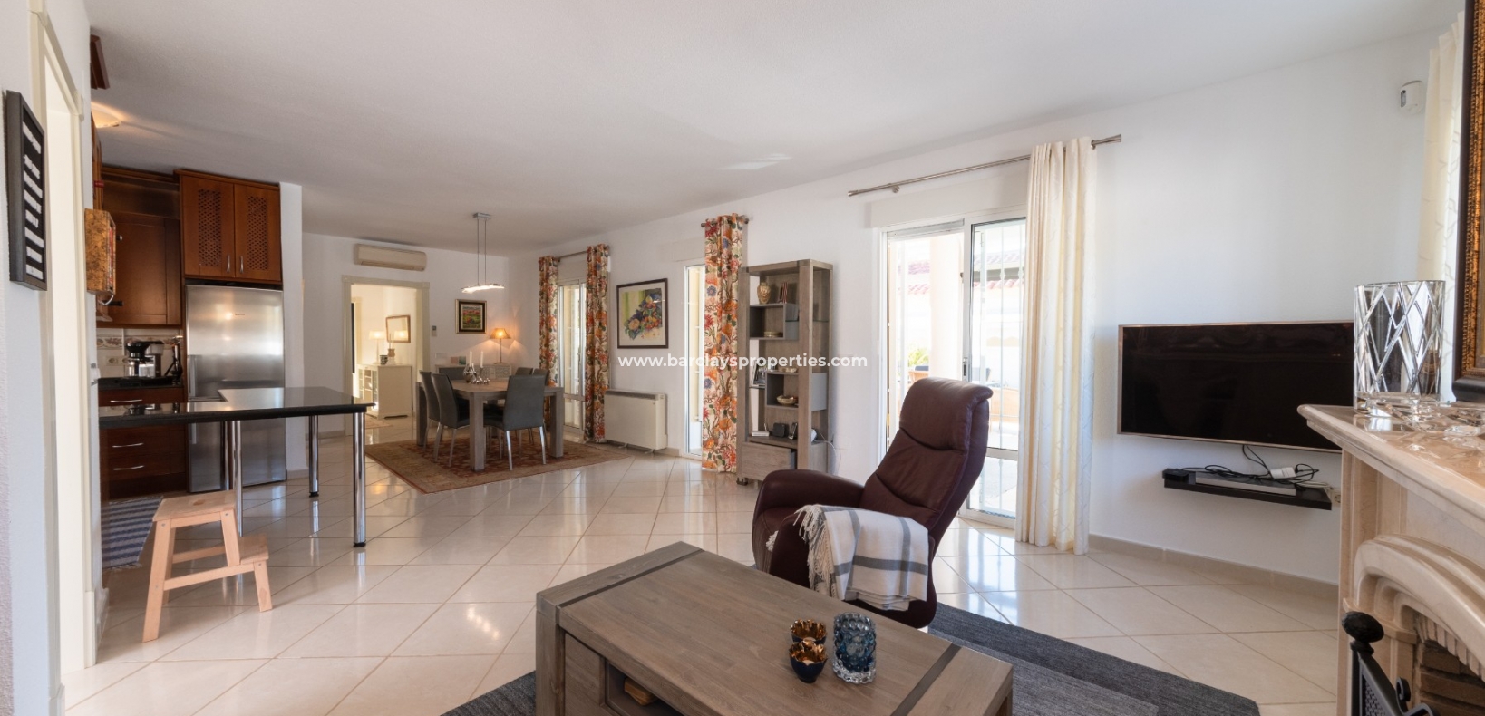 Wederverkoop - Vrijstaande Villa - Urb. La Marina