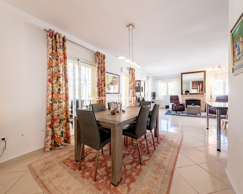 Wederverkoop - Vrijstaande Villa - Urb. La Marina