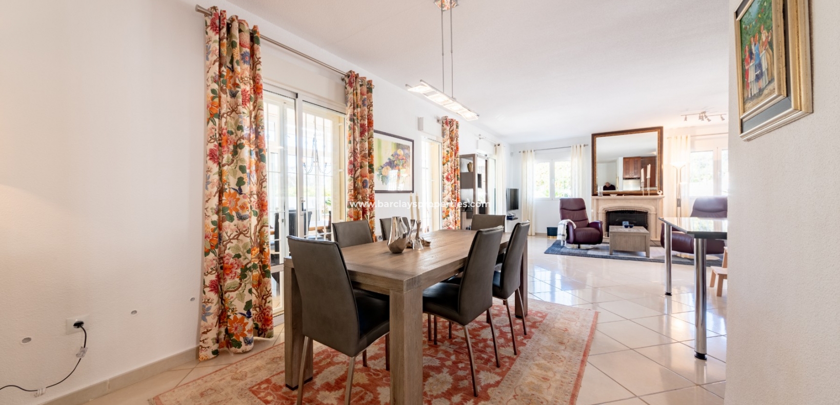 Wederverkoop - Vrijstaande Villa - Urb. La Marina