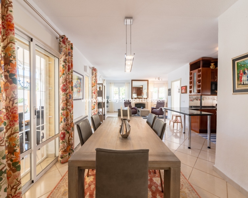 Wederverkoop - Vrijstaande Villa - Urb. La Marina