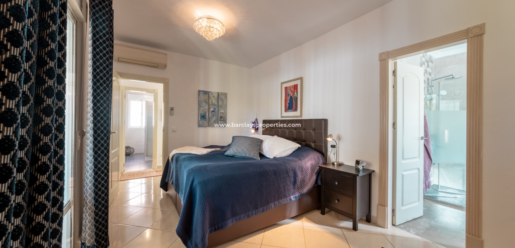 Wederverkoop - Vrijstaande Villa - Urb. La Marina