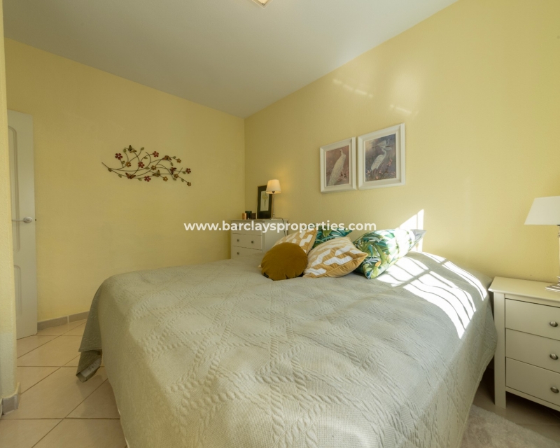 Wederverkoop - Vrijstaande Villa - Urb. La Marina