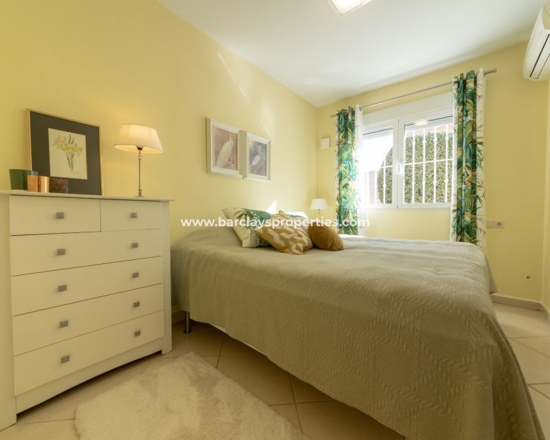 Wederverkoop - Vrijstaande Villa - Urb. La Marina