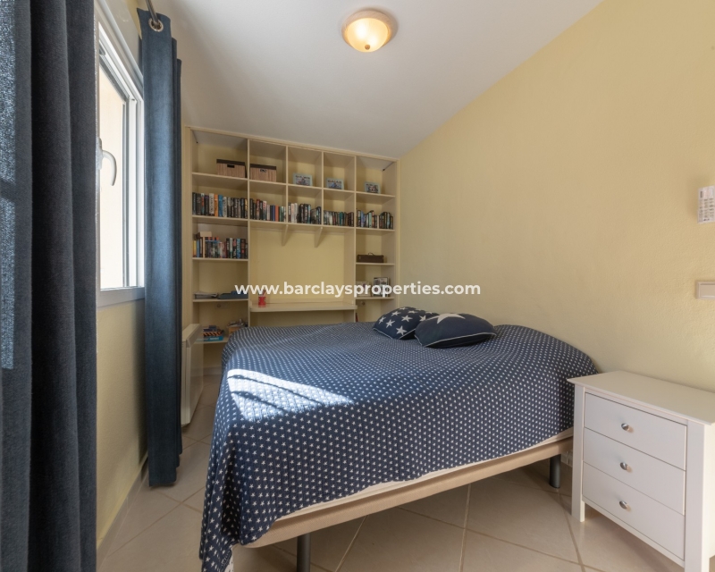 Wederverkoop - Vrijstaande Villa - Urb. La Marina