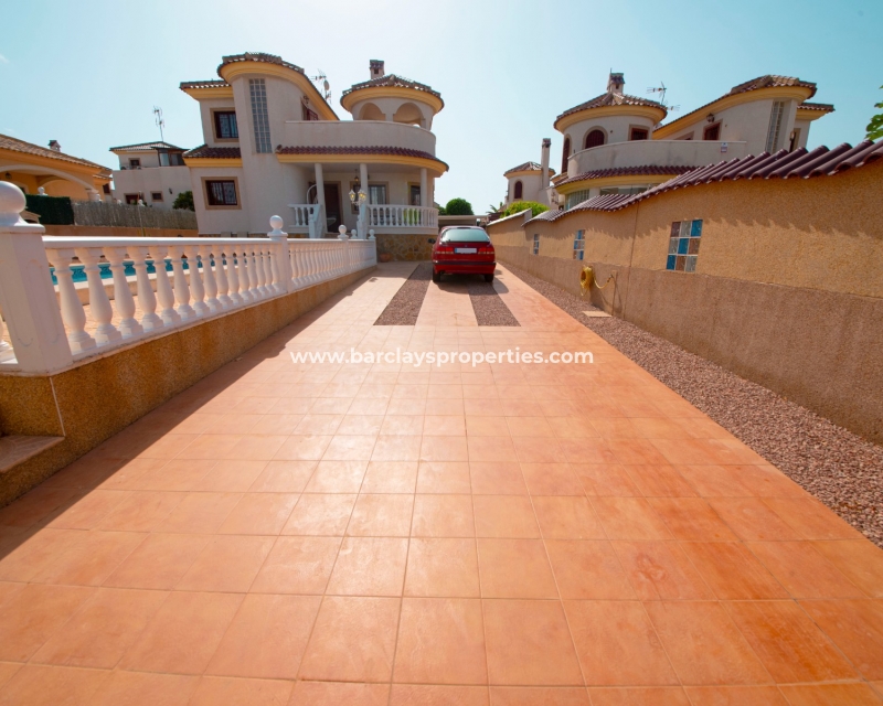 Wederverkoop - Vrijstaande Villa - Urb. La Marina