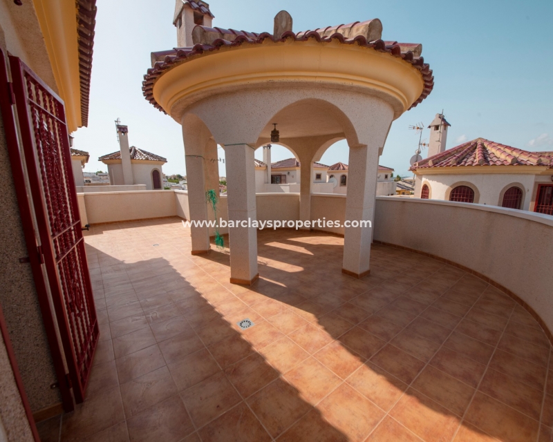 Wederverkoop - Vrijstaande Villa - Urb. La Marina