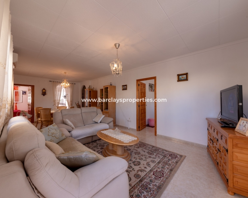 Wederverkoop - Vrijstaande Villa - Urb. La Marina