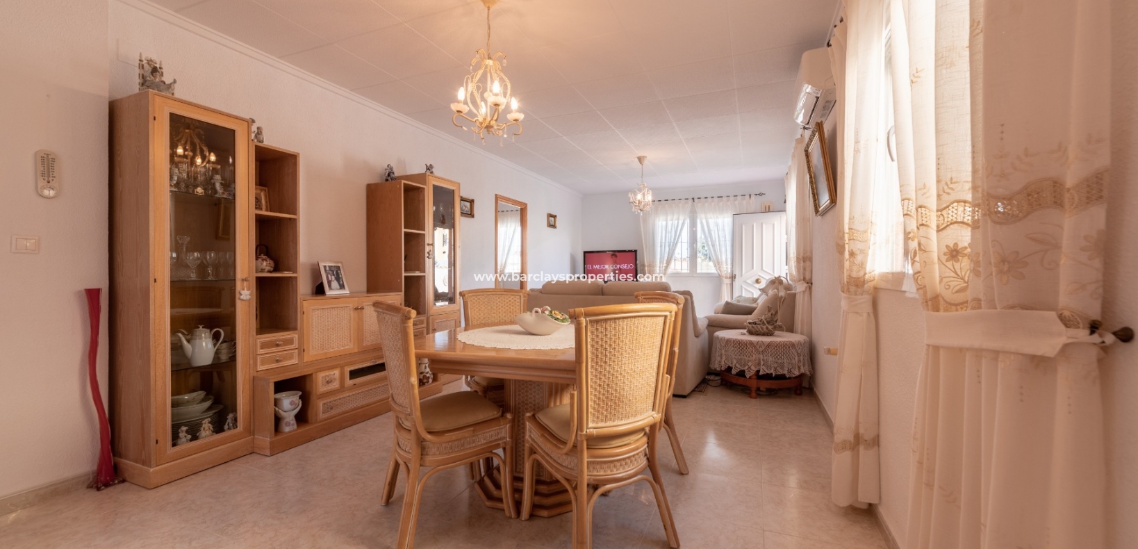 Wederverkoop - Vrijstaande Villa - Urb. La Marina