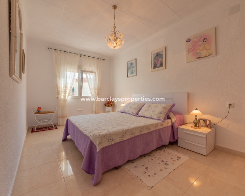 Wederverkoop - Vrijstaande Villa - Urb. La Marina