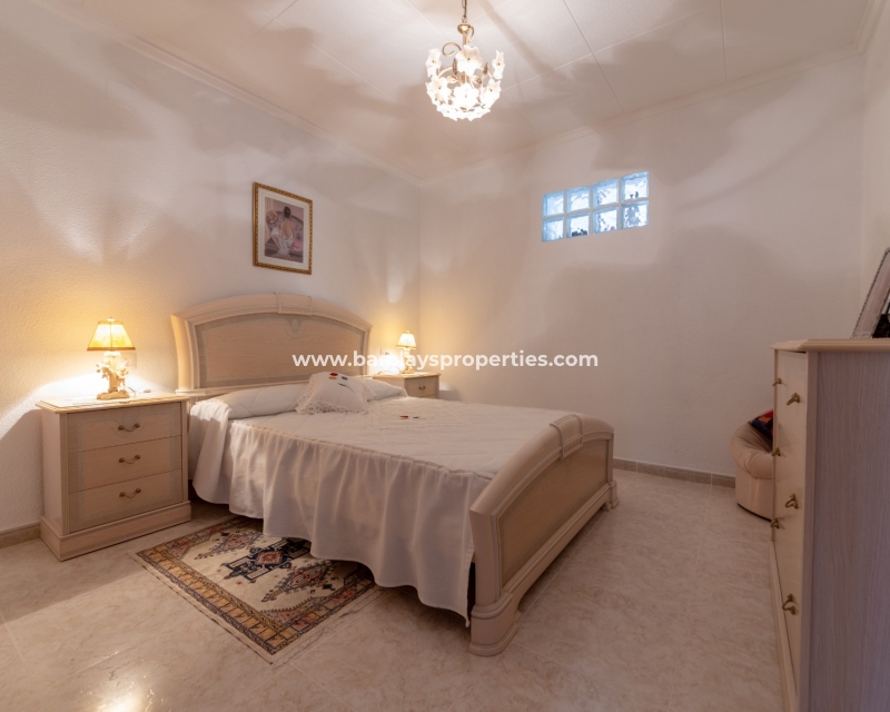 Wederverkoop - Vrijstaande Villa - Urb. La Marina